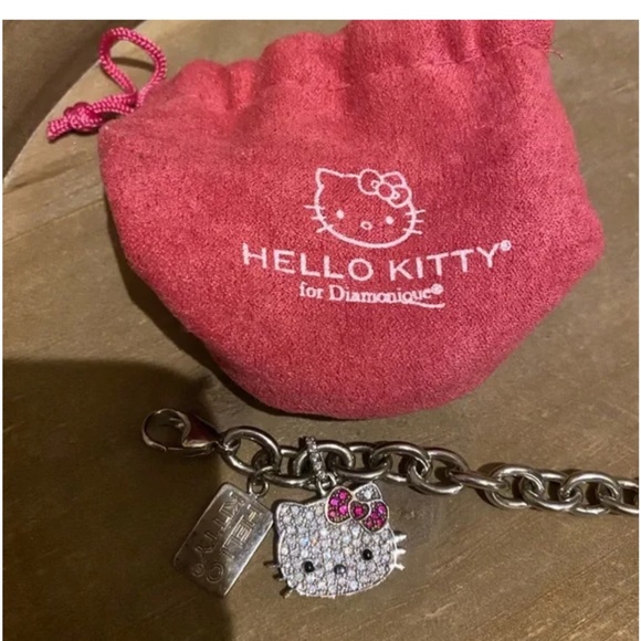 Vintage sterling silver diamonique hello Kitty bracelet. - Picture 5 of 5